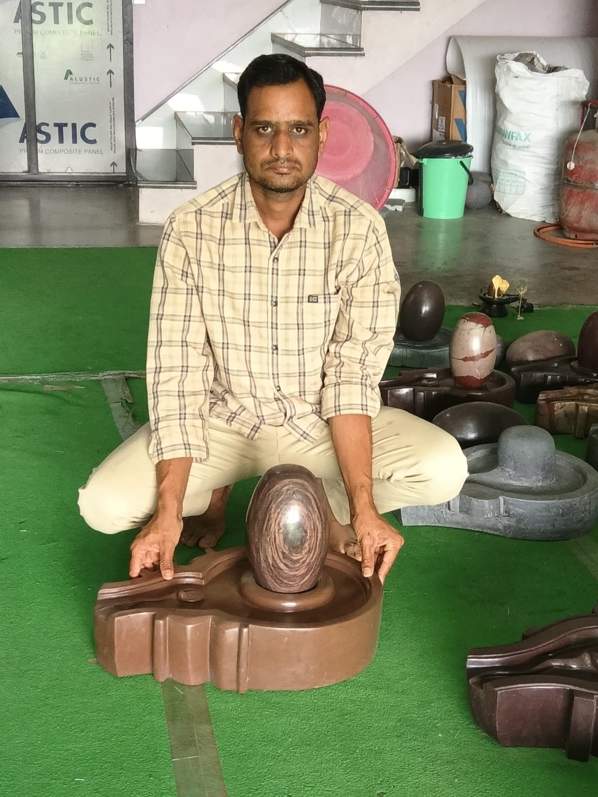 small-size-shivling